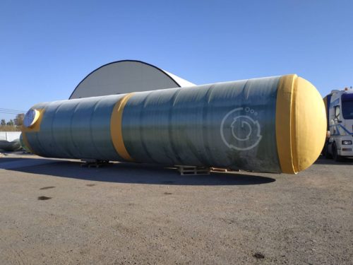 Резервуар из стеклопластика для нефтепродуктов